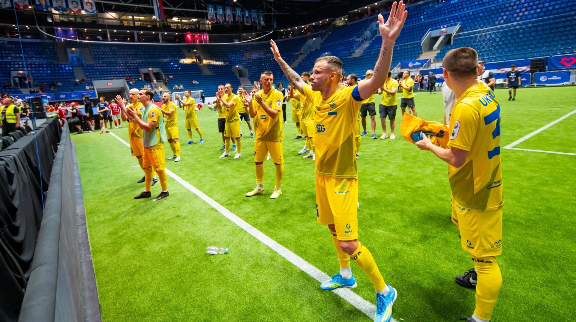 Збірна України розгромила Угорщину (5:1) та вперше вийшла до фіналу ЧЄ з міні-футболу